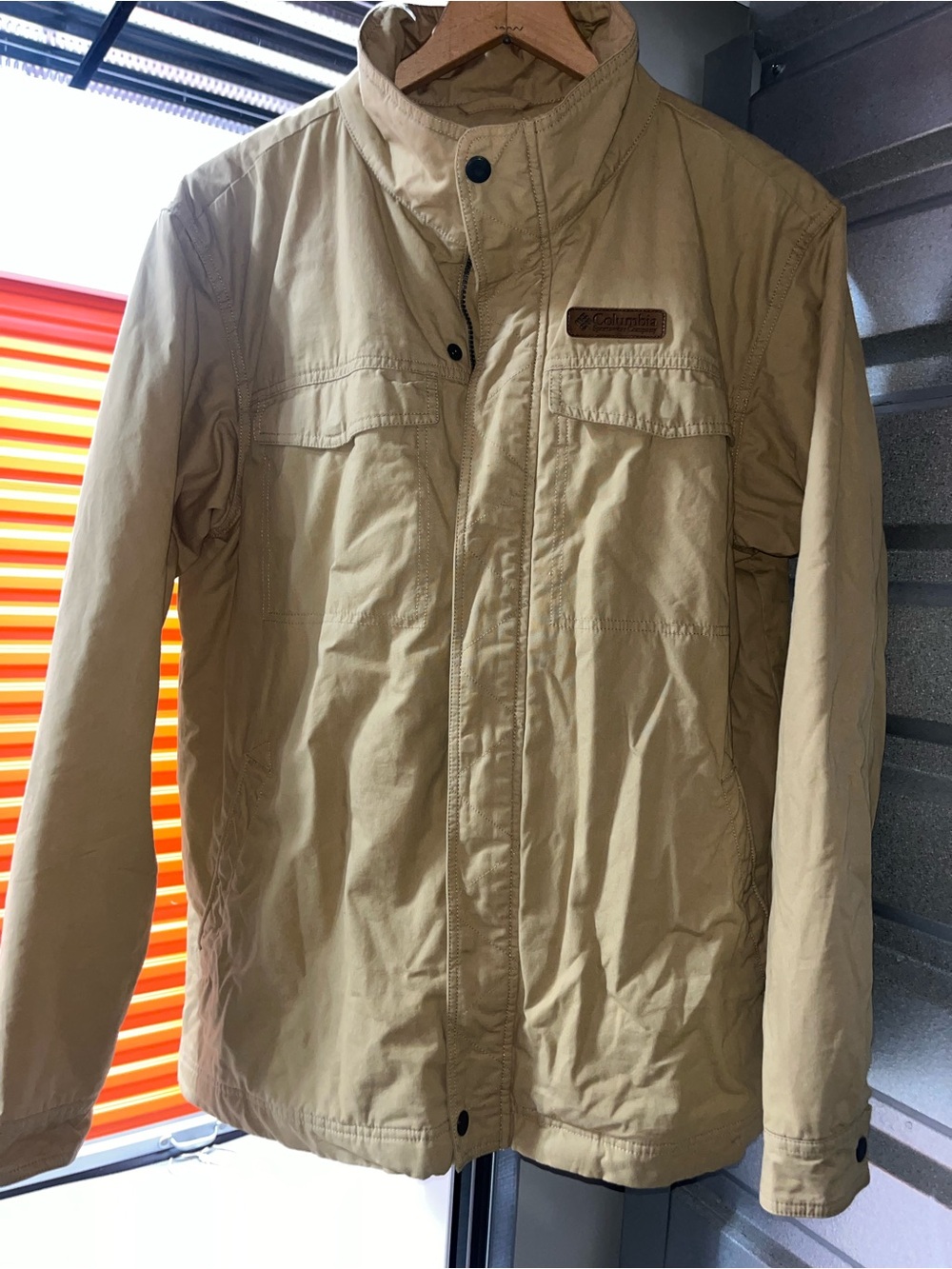 Columbia Men's Lightweight Jacket in Khaki